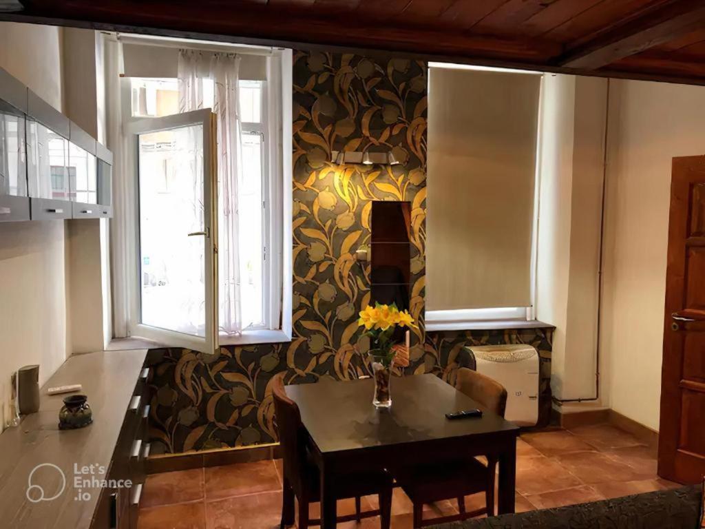 Spacious Room In Budapest City Center Exterior photo